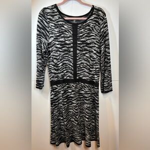 Nine West Black/White Long Sleeve Geo Print Fit & Flare Dress Sz XLarge